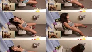 Orgasm In The Toilet - DTO-015 - Full version