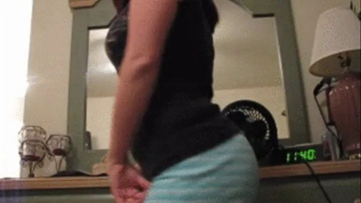 Roxy Ass Shaking In Little Shorts For You