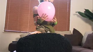 Candi Pop's Her Balloon
