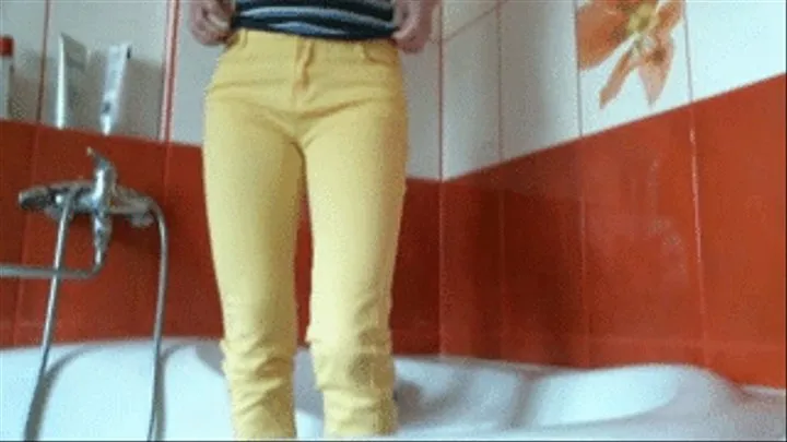 Wetting yellow jeans