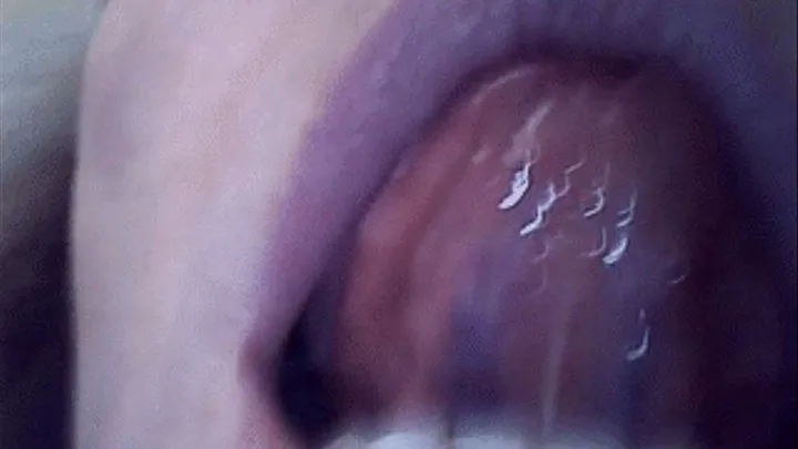 Mouth, uvula, gag reflex (extreme close-ups)