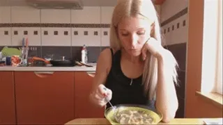 Meat in my vegetable soup (giantess)