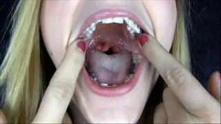 Her First Ever Mouth Tour With Kendra Lynn ( 720x6000kbps MP4) MP4)