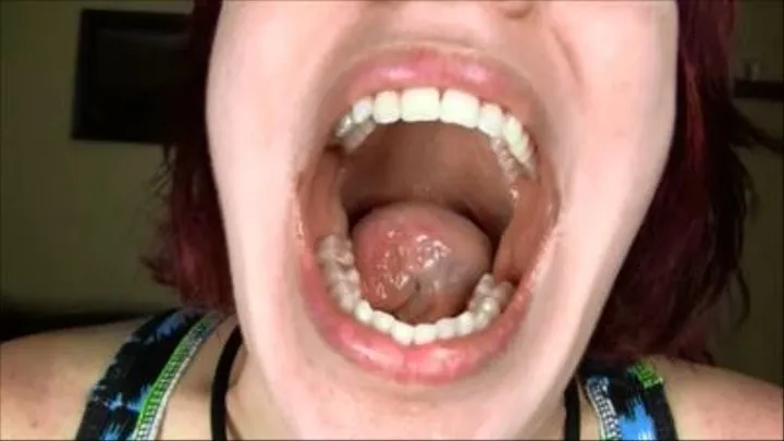 Her First Ever Mouth Tour (3000kbps High Quality )