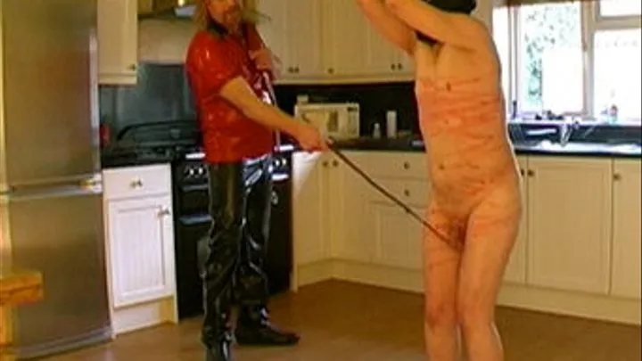 gimp serving Master sjambok