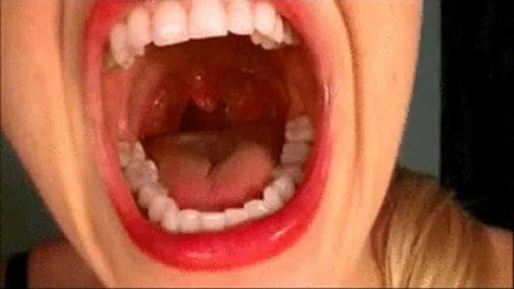 Super Sexy Open Mouth Swallowing*