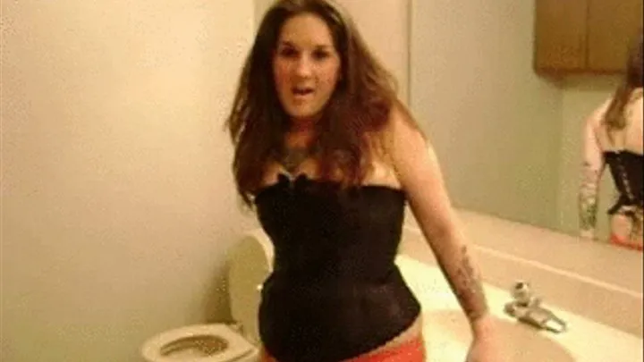 Sexy Tattooed Tiffany Masturbating on the Toilet