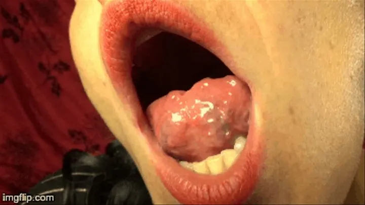 Huge Yawns with Tongue Cupping