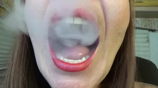 Sexy Smokey Mouth