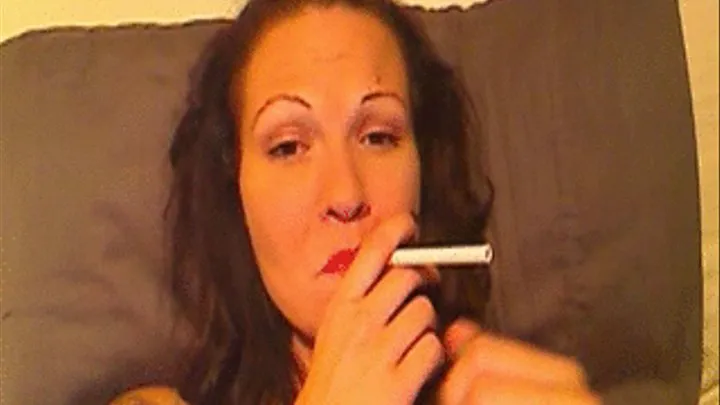 Sarah Talks about Quitting While Smoking and Flirting