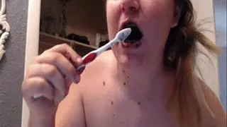 toothbrushing with charcoal