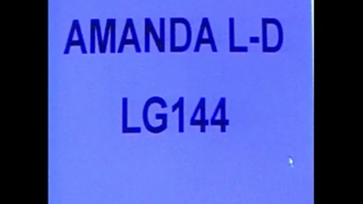 LG144-1 Amanda laps it up