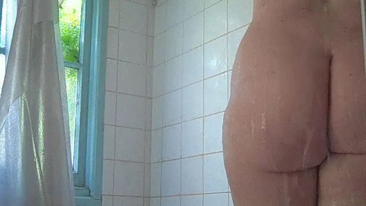 BBW showering