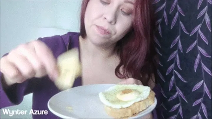 Open Mouth, Loud Chewing of Toast & Fried Eggs (ID #1666 )