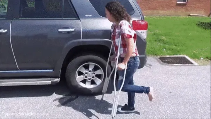 * 854x480p * Barefoot One Shoe Violet Crutches & Relaxes Her Sprained Ankle