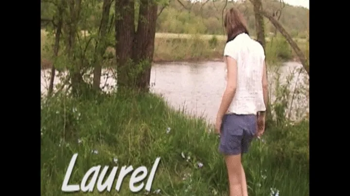 Laurel 14 Minute Nude Outdoor Play