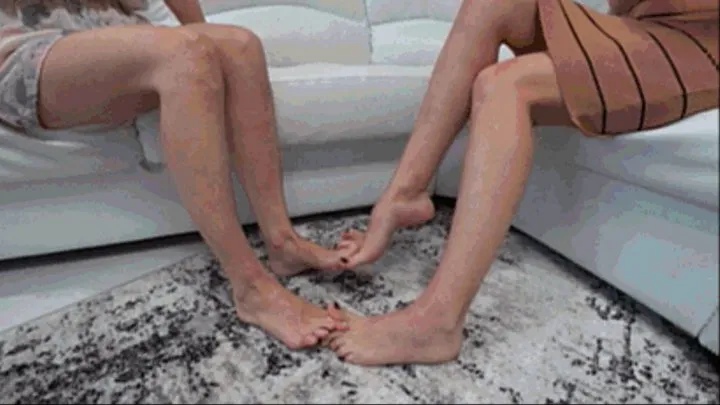 Interlocking our toes 2D IV