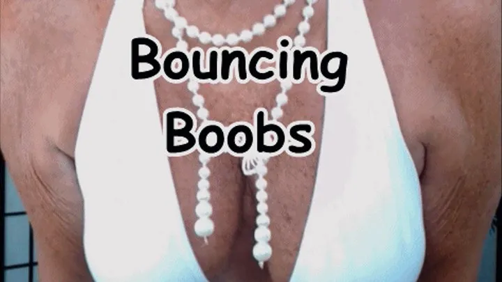 Bouncing Jiggling Boobs HD