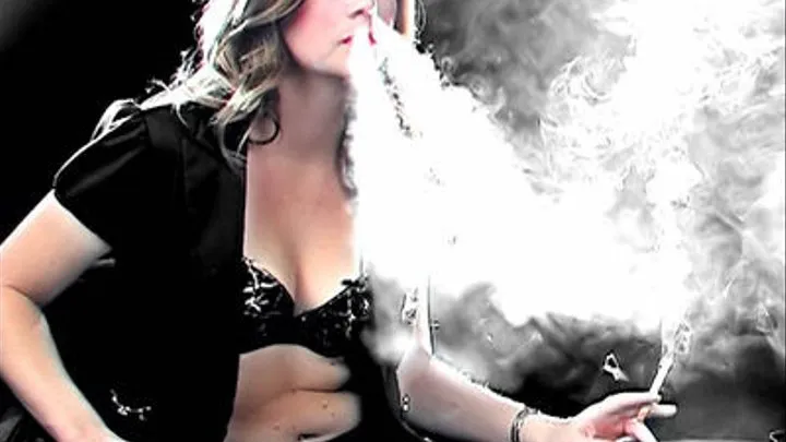 Sandi: Smoking In Vogue 2