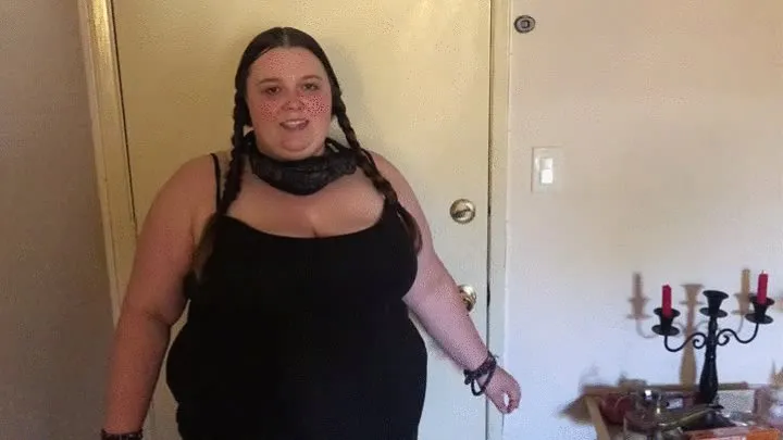 SexySignatureBBW Out Of Breath With Stairs!