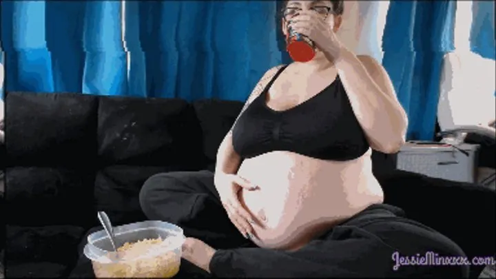 Casual Ramen Noodle Pregnant Eating