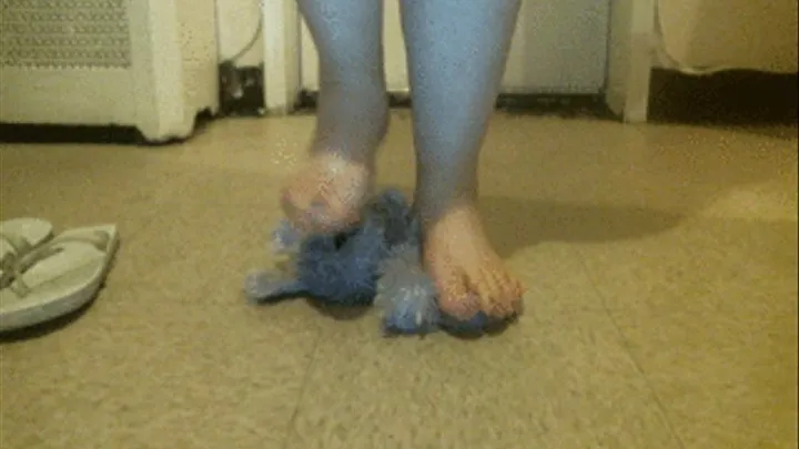 Small plush purple puppy BAREFOOT trample