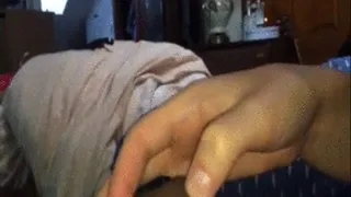 Fingernail Peehole
