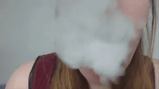 Lana Vaping