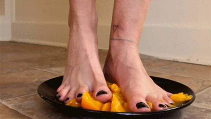 Juicy peach mash with my feet