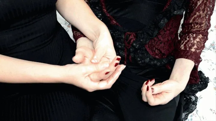 Her Lovely Hands // 1080p