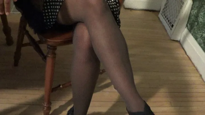 Crystal (Pro) Polka Dots & Pantyhose