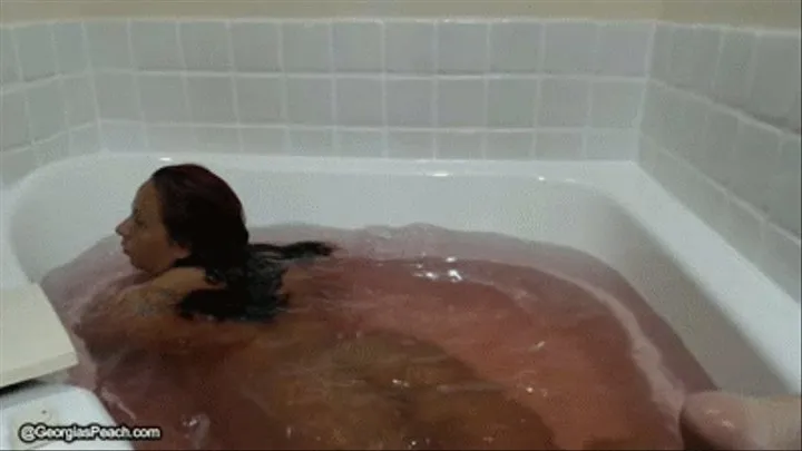 Bathtub Underwater Fun