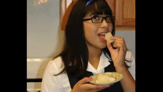 eRica makes a strawberry smoothie with cum cubes, drinks it down, and gets a facial. Version