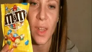 Chewing shocolate candy