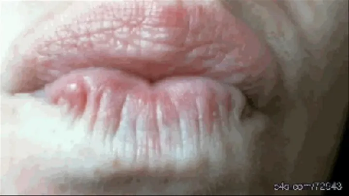 Lips and tongue close up!