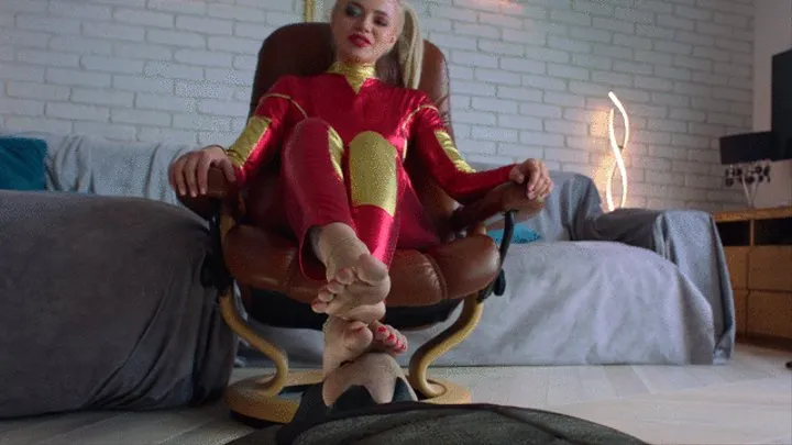 Goddess Harley Quinn Use Batman As A Foot Stool - Part 01