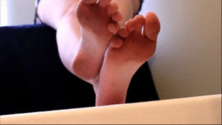 CUTE DIRTY FEET