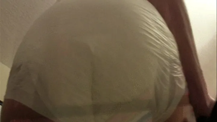 Foxy Diapergirl Taylor Her Diaper & Sits On Your Face POV