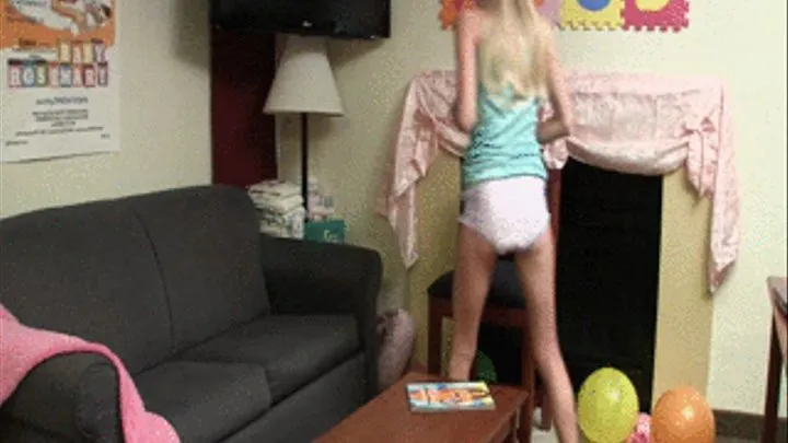 Diapered 19yo Chassity's Unassisted Diaper Mess in 1080i