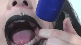 Vesper Luna's First Mouth Tour & Lipstick Application