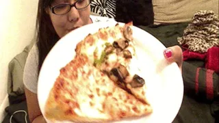 Pizza nom nom