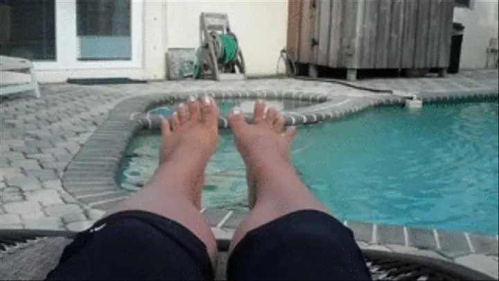 Relaxing feet