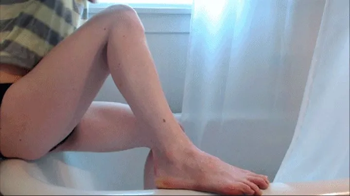 Leg Shaving! AVI