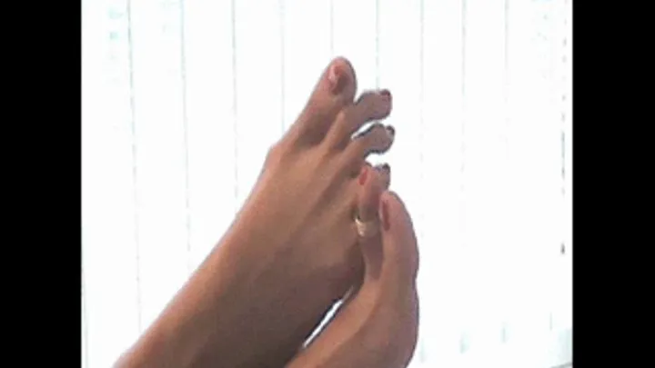 Dani long grabby toes - HQ