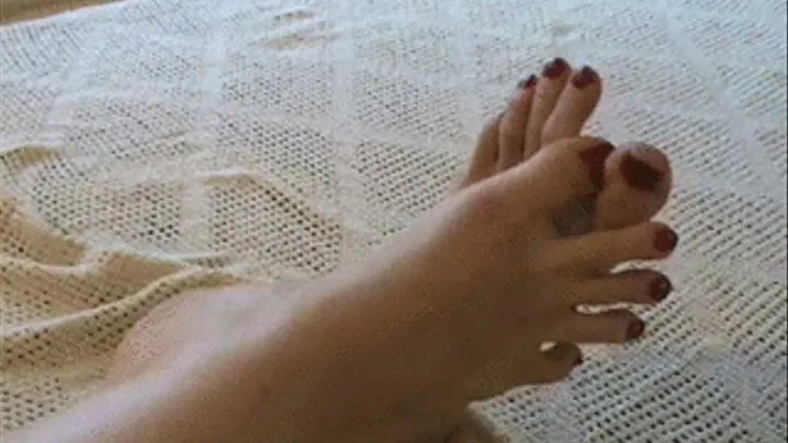 Allie long toes wiggle