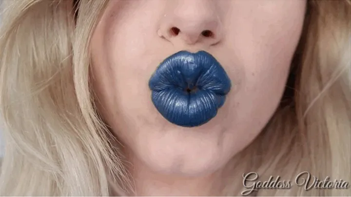 Blue Lippie Quickie