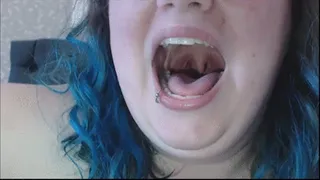 Uvula Show-off