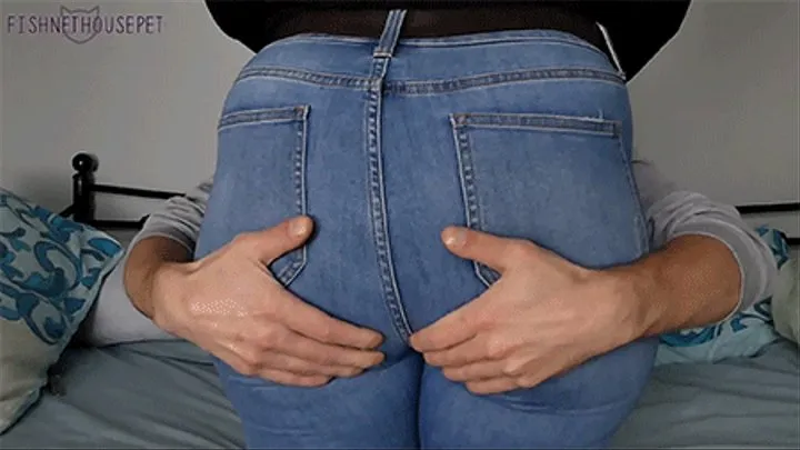 Ass Squishing In Tight Denim