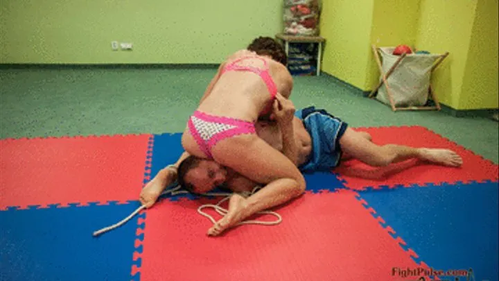 Veve Lane vs Marek - extreme bondage wrestling