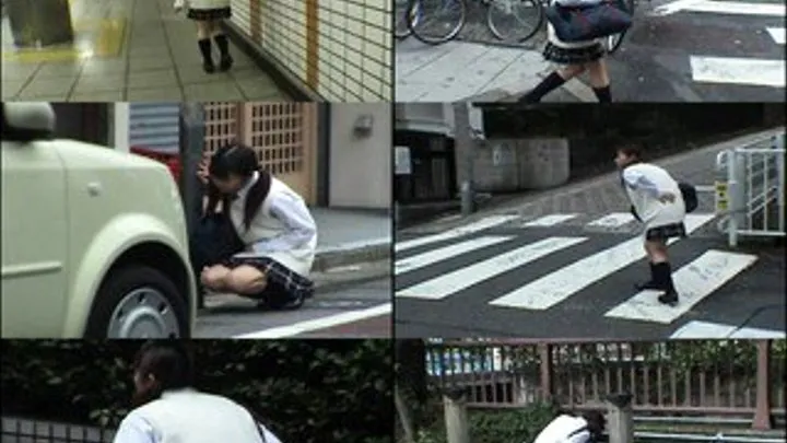 Schoolgirls Walks a Long Way Bearing Her Heavy Bladder!